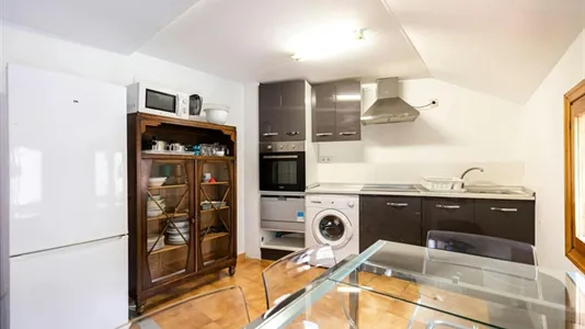 Rooms in Madrid Centro - photo 5