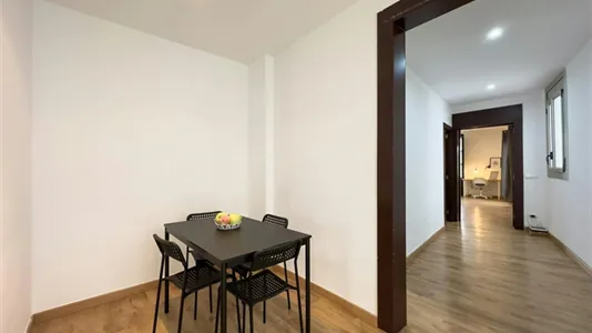 Rooms in Barcelona Ciutat Vella - photo 7