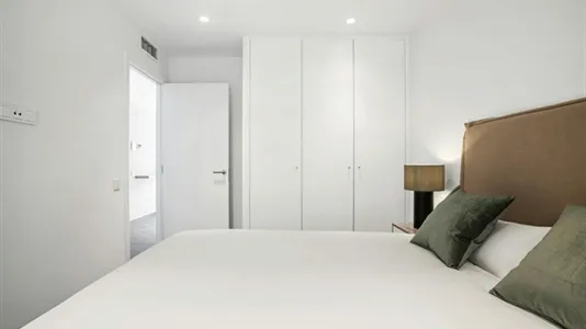 Apartments in Barcelona Ciutat Vella - photo 8