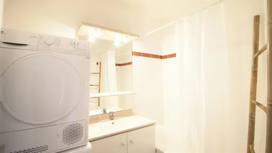 Rooms in Saint-Denis - photo 5