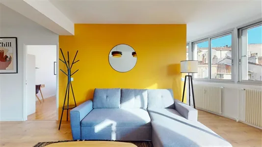 Rooms in Marseille 6ème arrondissement - photo 1