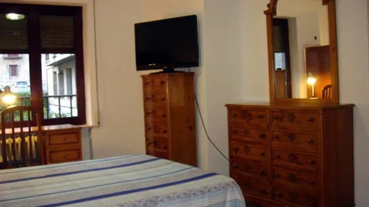 Rooms in Salamanca - photo 2