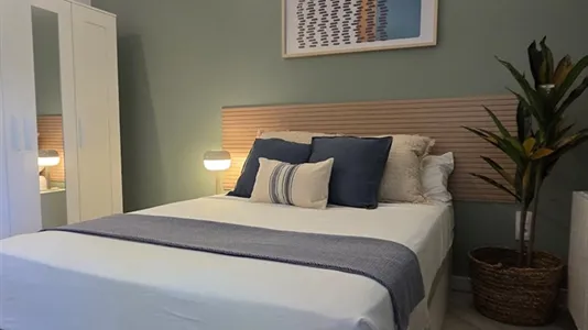 Rooms in Barcelona Eixample - photo 5