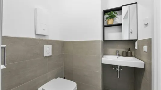 Rooms in Berlin Mitte - photo 7