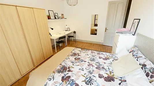 Rooms in Bilbao - photo 8