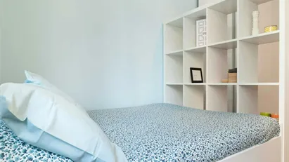 Room for rent in Buccinasco, Lombardia