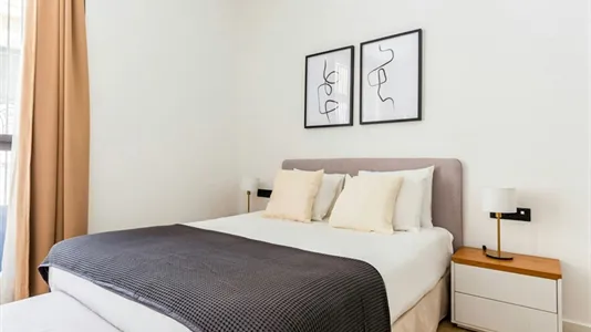 Apartments in Barcelona Ciutat Vella - photo 7