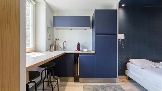 Apartments in Lyon - photo 7