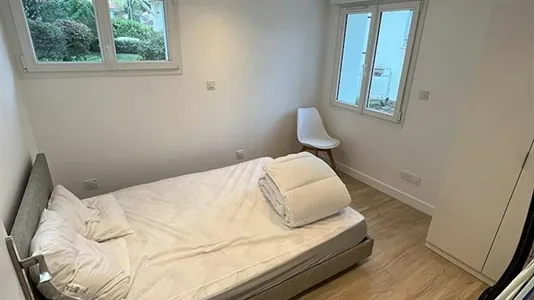 Houses in Bordeaux - photo 8