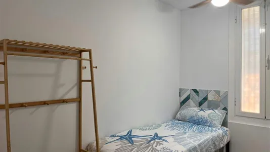 Rooms in Barcelona Ciutat Vella - photo 1