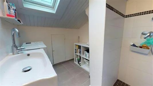 Rooms in Lyon - photo 8