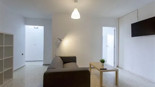 Rooms in Valencia Algirós - photo 4