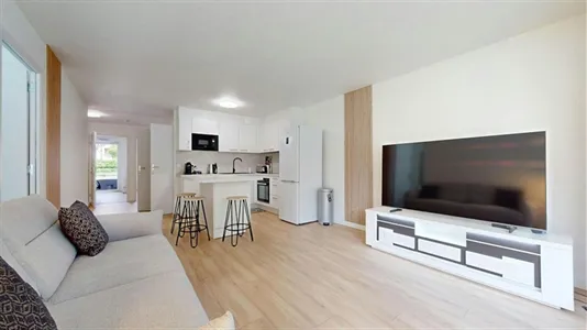 Rooms in Saint-Julien-en-Genevois - photo 7