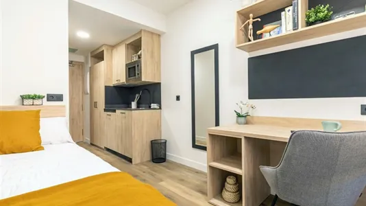 Apartments in Madrid Moncloa-Aravaca - photo 1