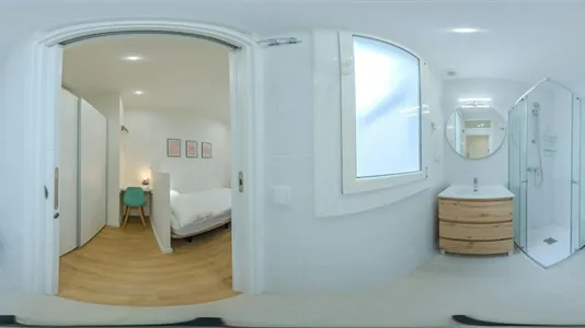 Apartments in Barcelona Ciutat Vella - photo 5