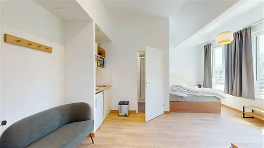 Rooms in Pontoise - photo 2