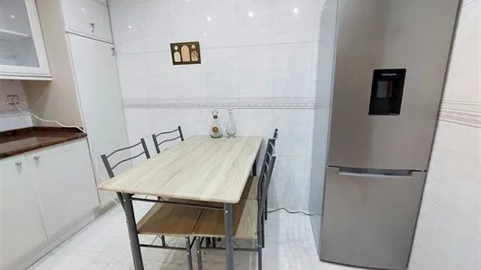 Rooms in Madrid Moncloa-Aravaca - photo 9