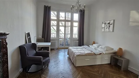 Rooms in Berlin Charlottenburg-Wilmersdorf - photo 4