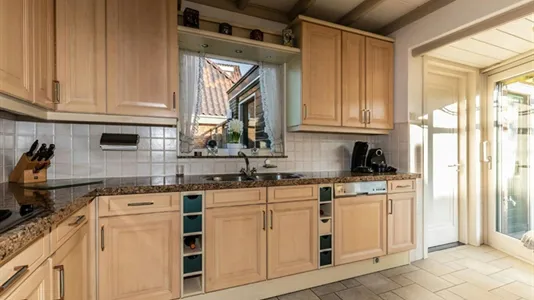 Houses in Hillegom - photo 9