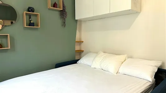 Apartments in Paris 17ème arrondissement - photo 2