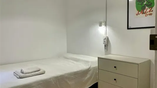 Apartments in Barcelona Ciutat Vella - photo 10