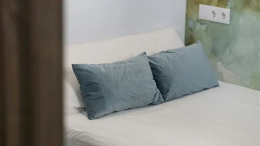 Rooms in el Camí de Vera - photo 10