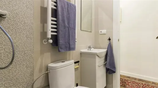 Rooms in Madrid Moncloa-Aravaca - photo 4
