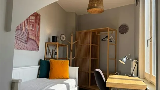 Rooms in Brussels Sint-Jans-Molenbeek - photo 3