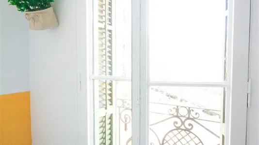 Rooms in Barcelona Eixample - photo 5