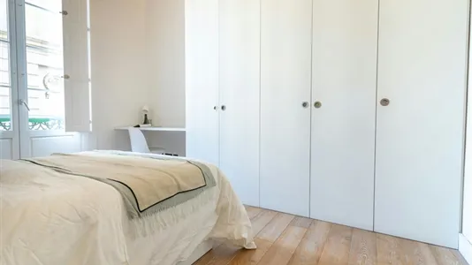Rooms in Barcelona Ciutat Vella - photo 5