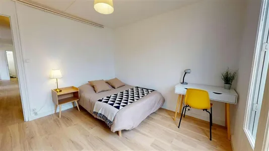 Rooms in Lyon - photo 1