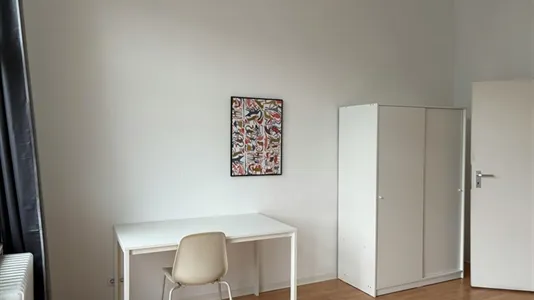 Rooms in Berlin Charlottenburg-Wilmersdorf - photo 3