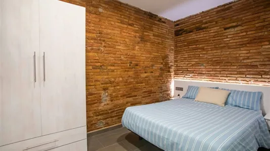 Apartments in Barcelona Ciutat Vella - photo 9