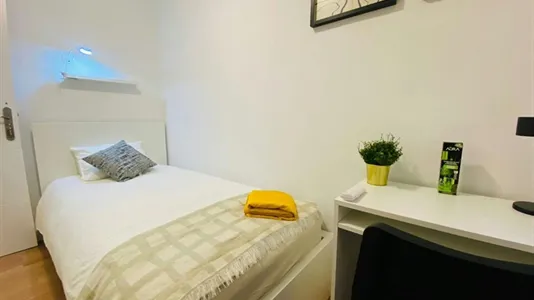Rooms in Madrid Puente de Vallecas - photo 5