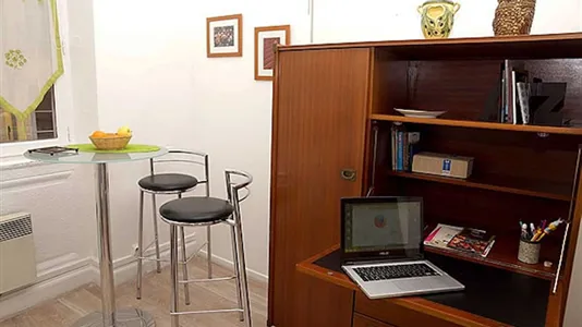 Apartments in Lyon - photo 4