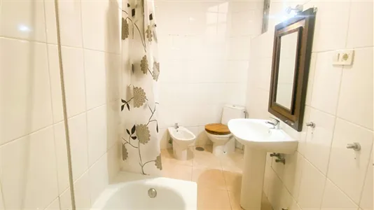 Rooms in Granada - photo 8