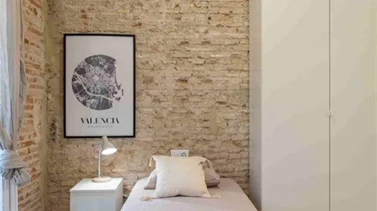 Rooms in Valencia Ciutat Vella - photo 7