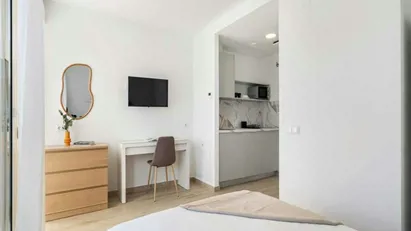 Room for rent in Madrid Fuencarral-El Pardo, Madrid