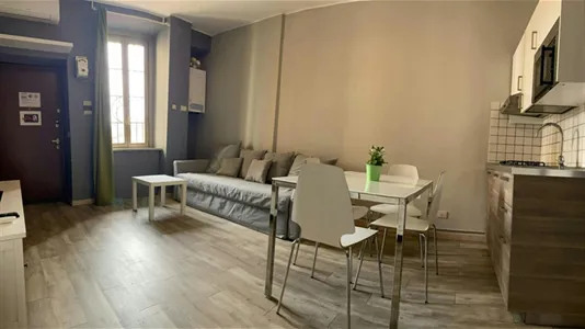 Apartments in Milano Zona 8 - Fiera, Gallaratese, Quarto Oggiaro - photo 2