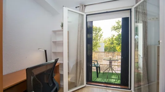 Rooms in Granada - photo 4