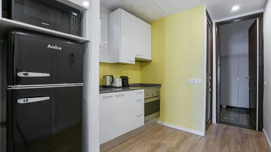 Apartments in Barcelona Gràcia - photo 8