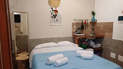 Apartment for rent in Napoli Municipalità 4, Naples