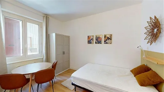 Rooms in Saint-Julien-en-Genevois - photo 5