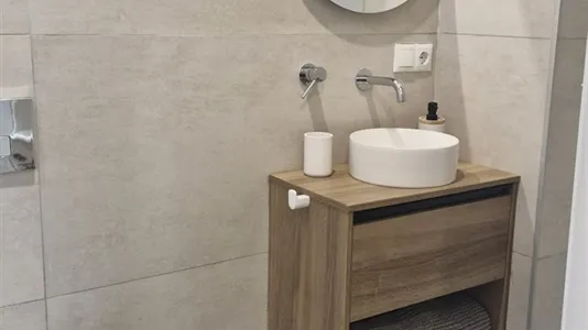 Apartments in Valencia Ciutat Vella - photo 7