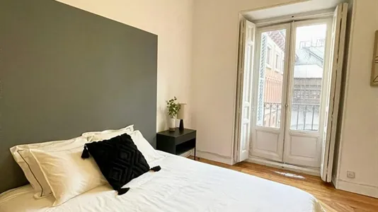 Rooms in Madrid Salamanca - photo 4