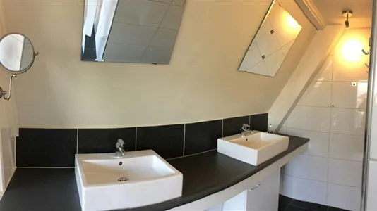 Apartments in Location is not specified - photo 9