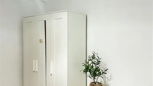 Rooms in Madrid Arganzuela - photo 5
