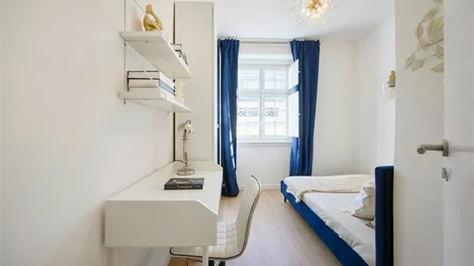 Rooms in Location is not specified - photo 1