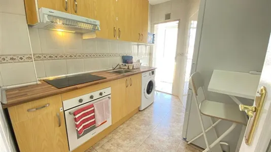Rooms in Adaro - photo 8