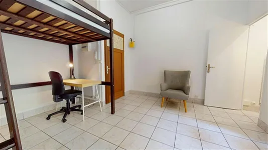 Apartments in Saint-Étienne - photo 9